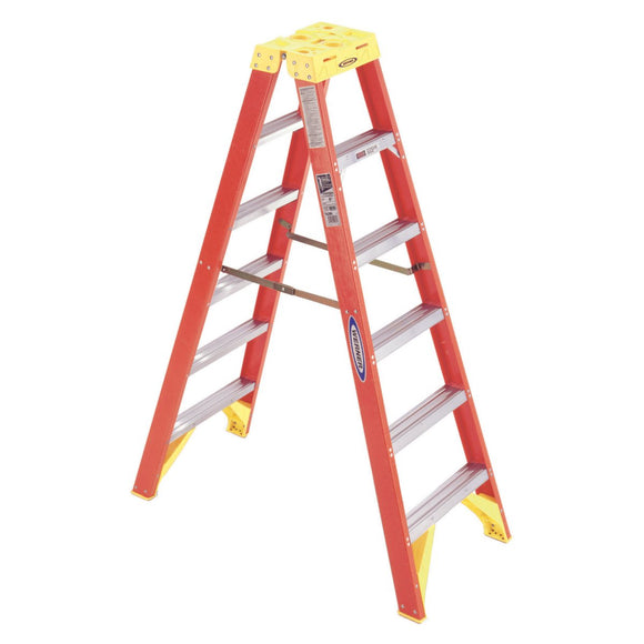 12' Fiberglass Step Ladder